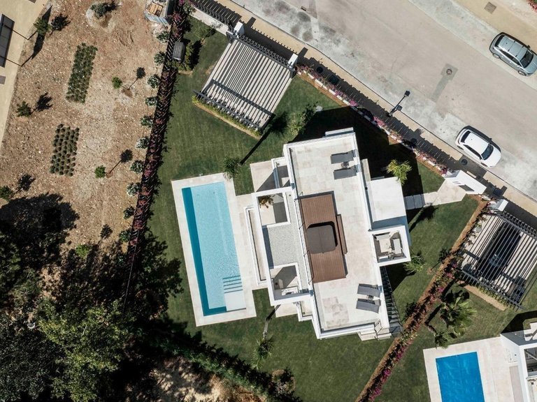 Villa for Sale in  Estepona, Malaga 3
