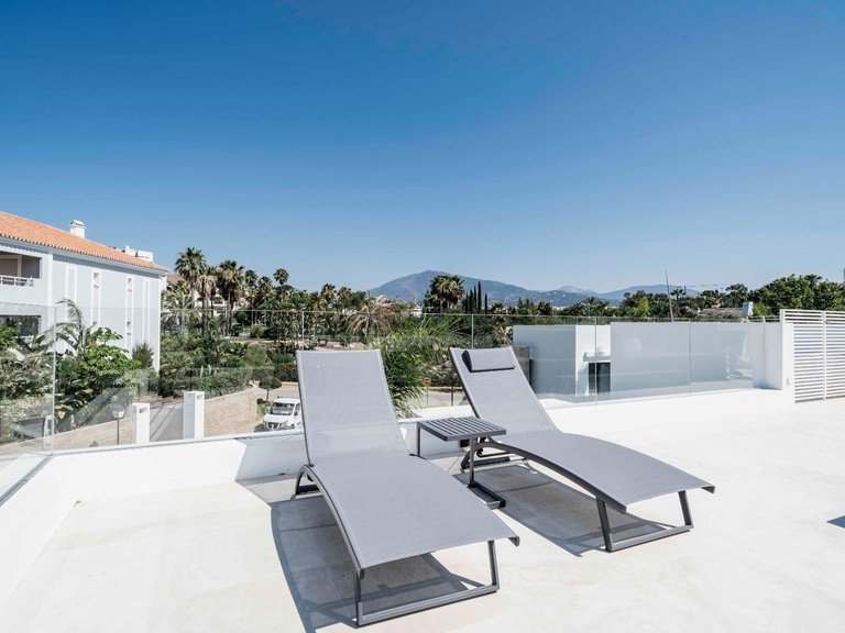 Villa for Sale in  Estepona, Malaga 6