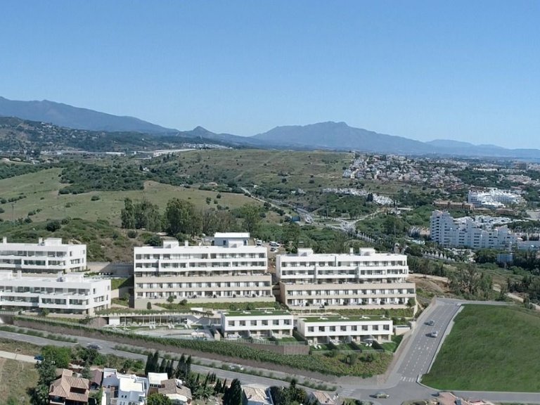 Apartment for Sale in  Estepona, Malaga 4