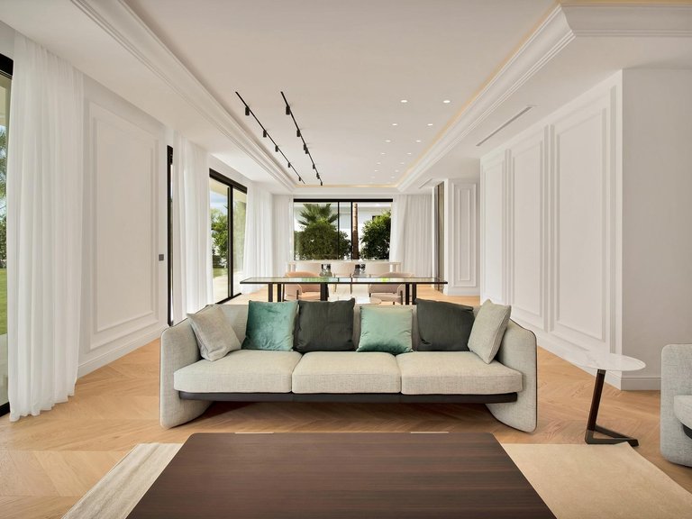 Villa for Sale in  Marbella, Malaga 10