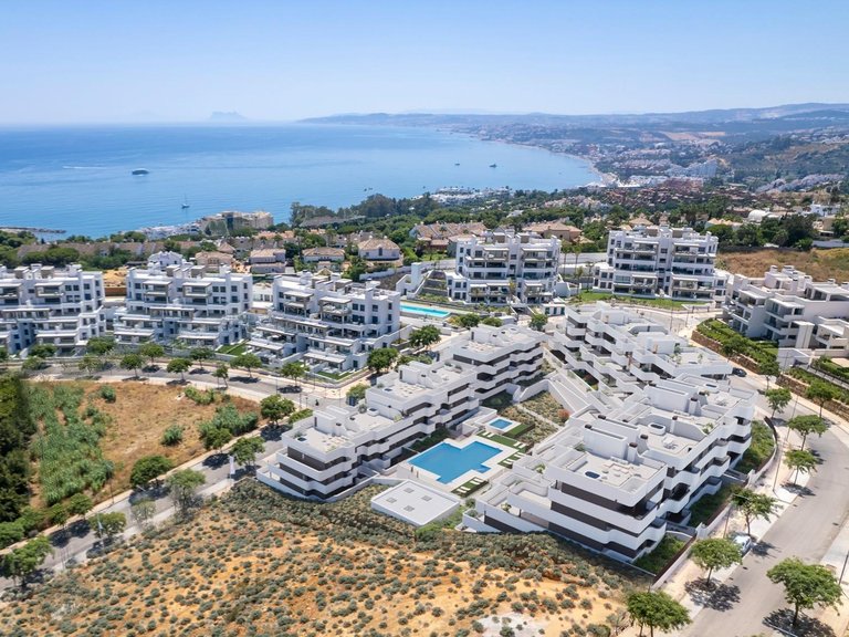 Apartment for Sale in  Estepona, Malaga 2