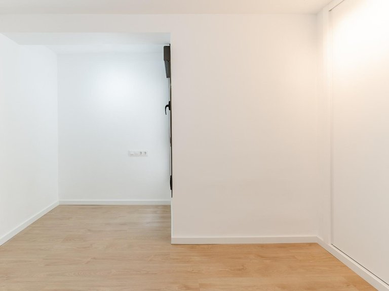 Apartment for Sale in  Málaga, Malaga 10