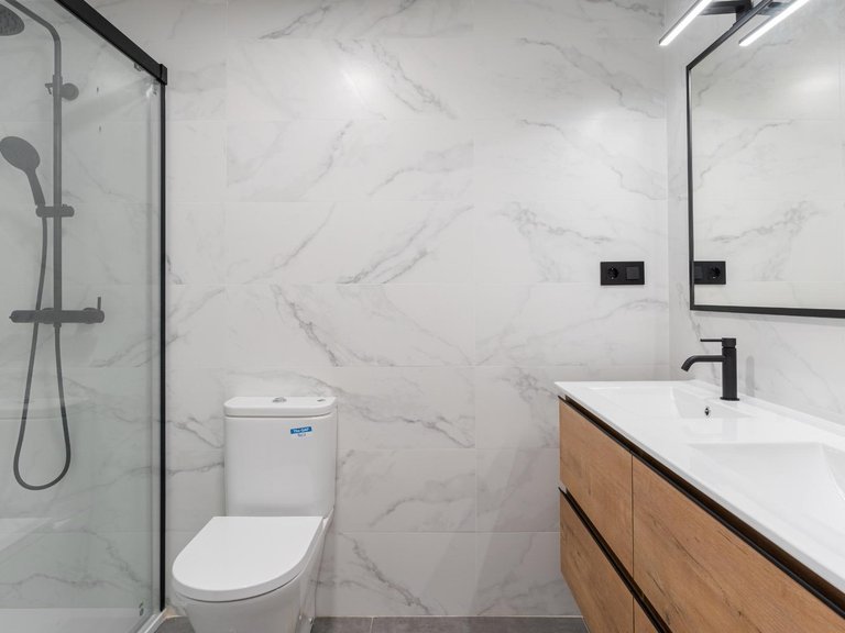 Apartment for Sale in  Málaga, Malaga 15