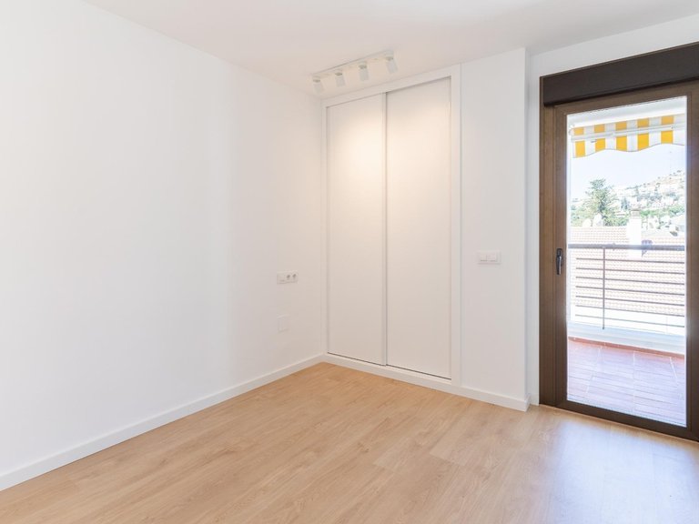 Apartment for Sale in  Málaga, Malaga 9