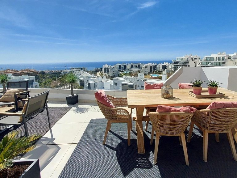 Apartment for Sale in  Fuengirola, Malaga 1