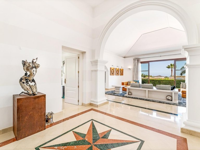 Villa for Sale in  Marbella, Malaga 15