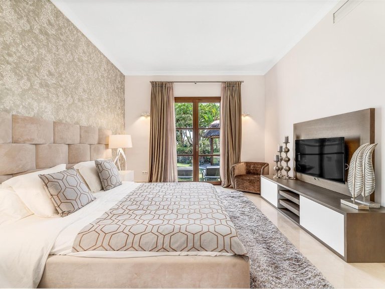 Villa for Sale in  Marbella, Malaga 45