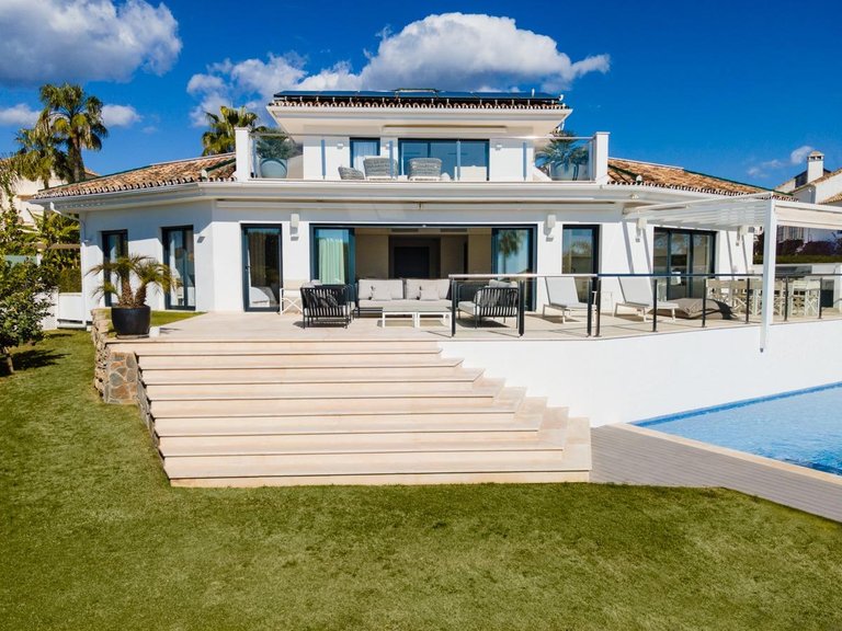 Villa for Sale in  Marbella, Malaga 2