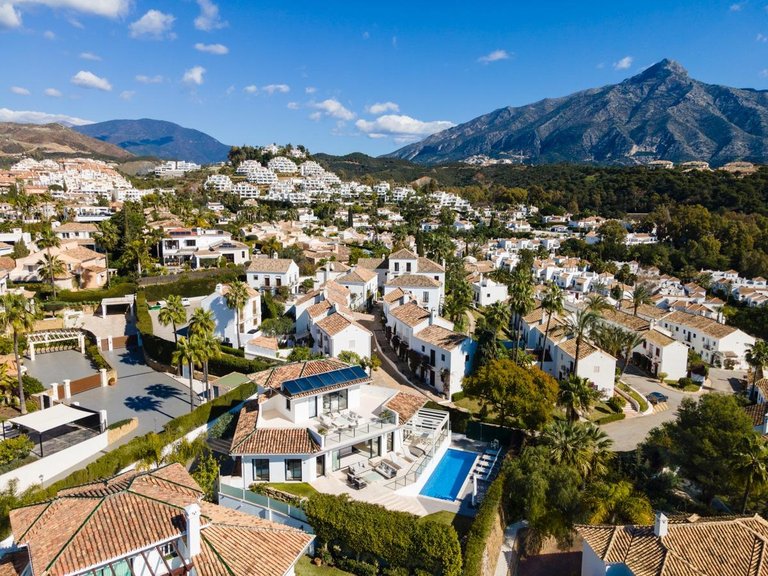 Villa for Sale in  Marbella, Malaga 33