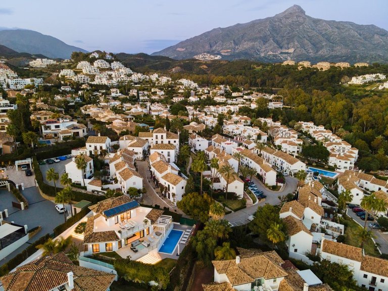 Villa for Sale in  Marbella, Malaga 39