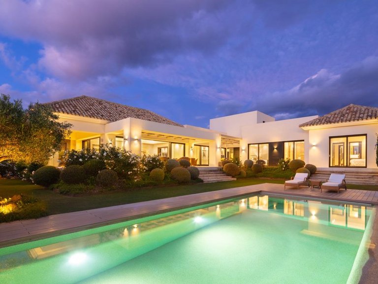 Villa for Sale in  Marbella, Malaga 25