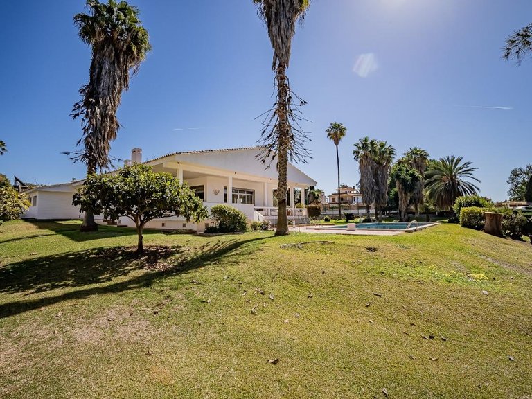 Villa for Sale in  Marbella, Malaga 16