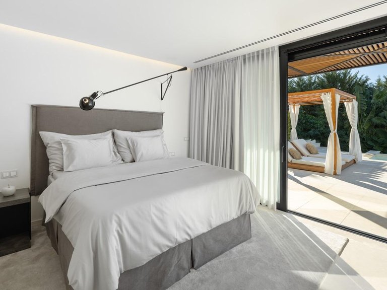Villa for Sale in  Marbella, Malaga 14