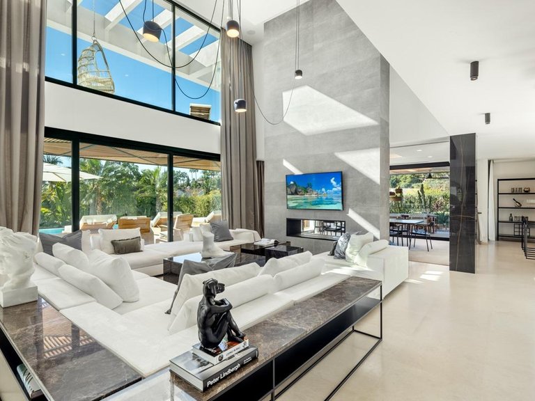 Villa for Sale in  Marbella, Malaga 6
