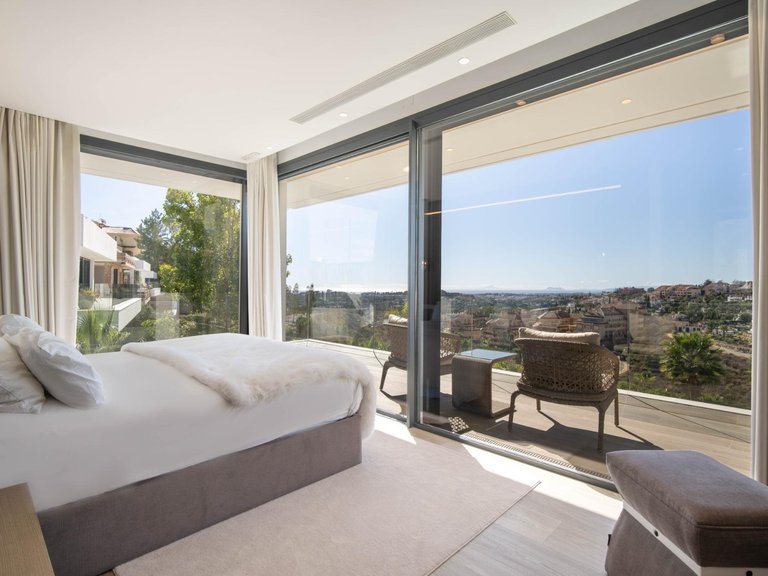 Villa for Sale in  Marbella, Malaga 17