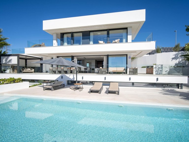 Villa for Sale in  Marbella, Malaga 36