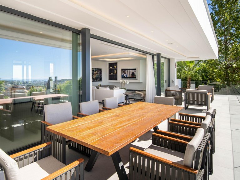 Villa for Sale in  Marbella, Malaga 6