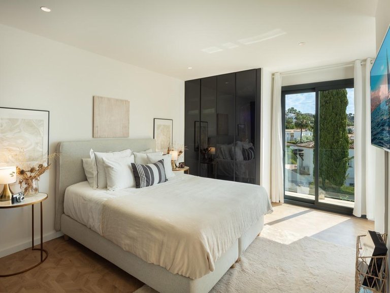 Villa for Sale in  Marbella, Malaga 13