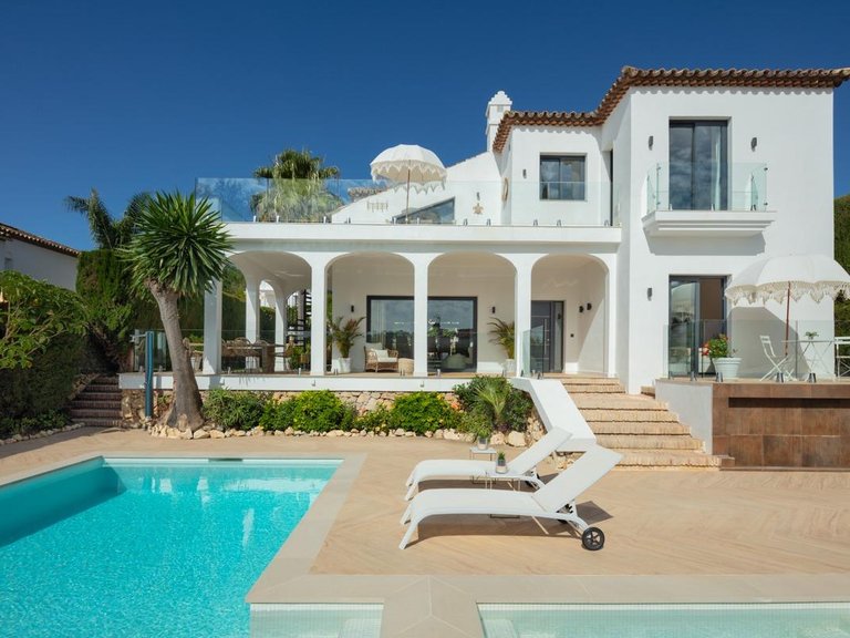 Villa for Sale in  Marbella, Malaga 2
