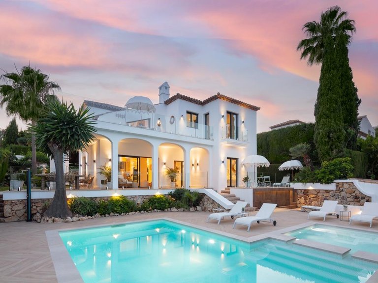 Villa for Sale in  Marbella, Malaga 3