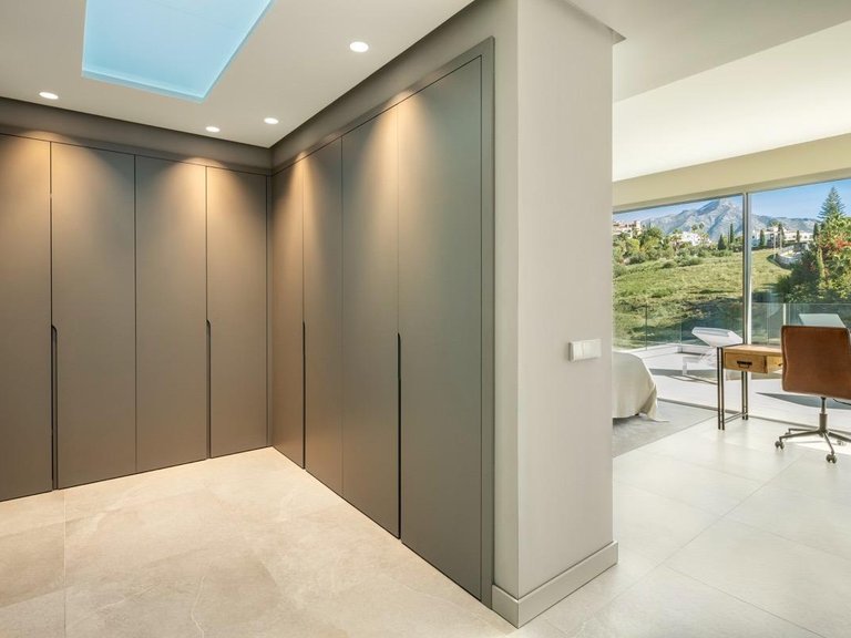 Villa for Sale in  Marbella, Malaga 10