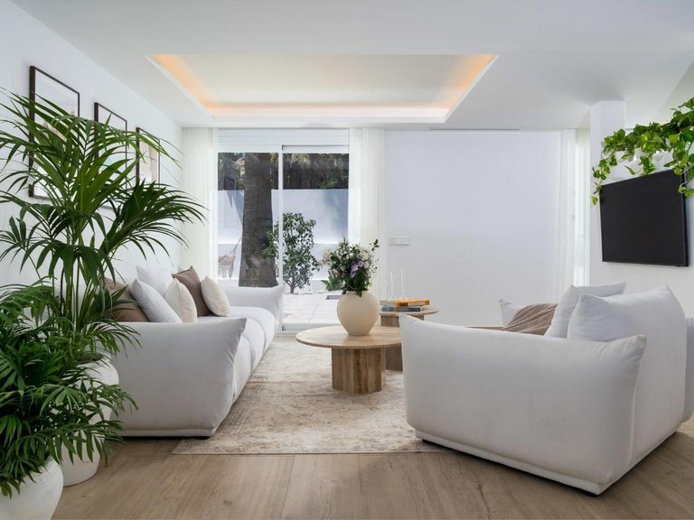 Villa for Sale in  Marbella, Malaga 14