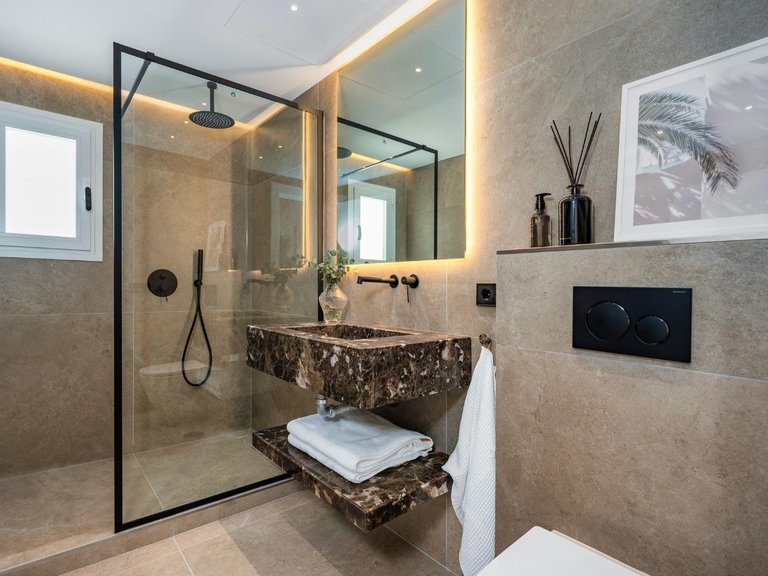 Villa for Sale in  Marbella, Malaga 22