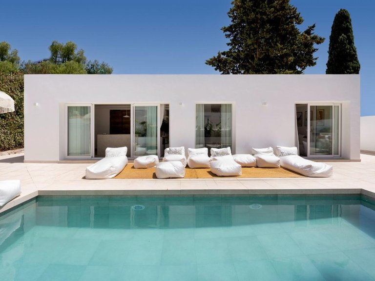 Villa for Sale in  Marbella, Malaga 3