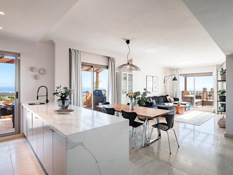 Apartment for Sale in  Benahavis, Malaga 8