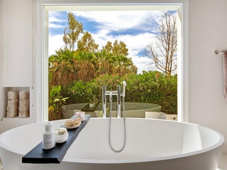 Villa for Sale in  Marbella, Malaga 27
