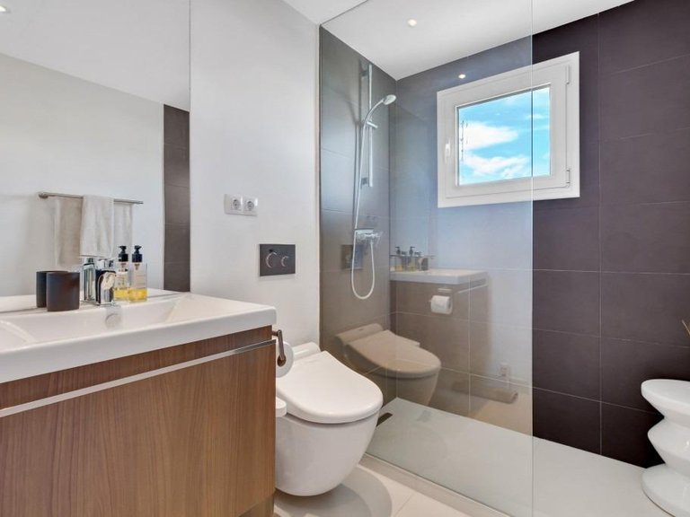 Villa for Sale in  Marbella, Malaga 29