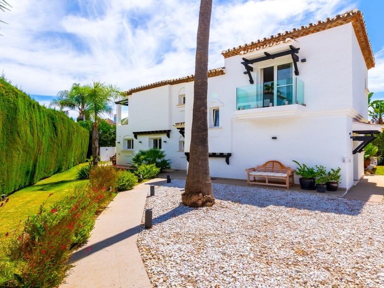Villa for Sale in  Marbella, Malaga 34