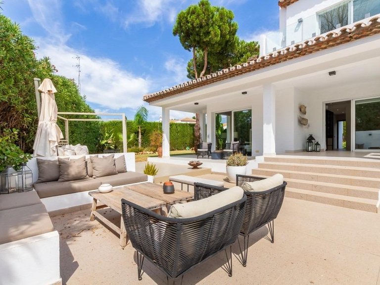 Villa for Sale in  Marbella, Malaga 5