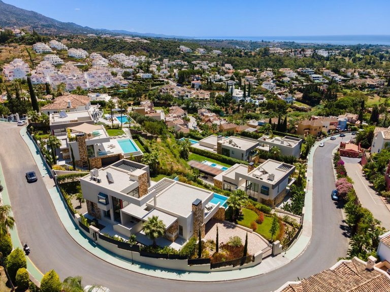 Villa for Sale in  Marbella, Malaga 30