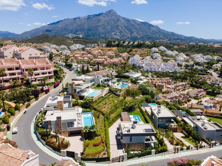 Villa for Sale in  Marbella, Malaga 31