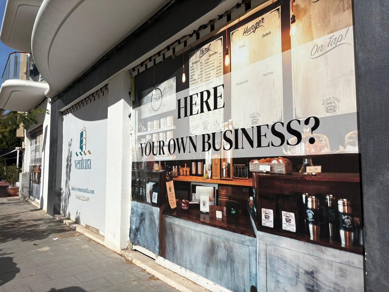 Commercial for Sale in  Estepona, Malaga 3