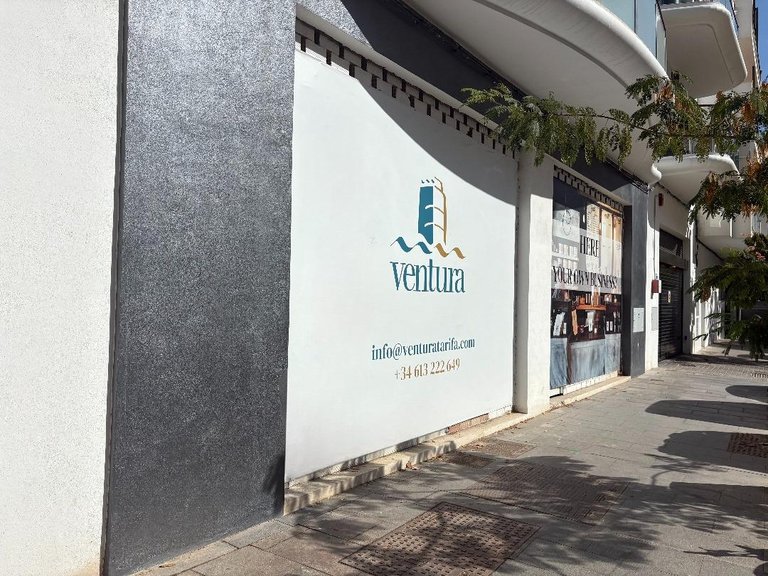 Commercial for Sale in  Estepona, Malaga 4