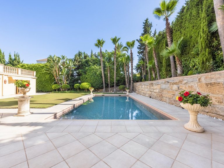 Villa for Sale in  Marbella, Malaga 15