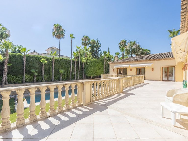 Villa for Sale in  Marbella, Malaga 16