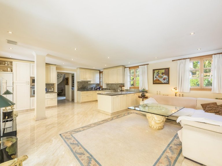 Villa for Sale in  Marbella, Malaga 18