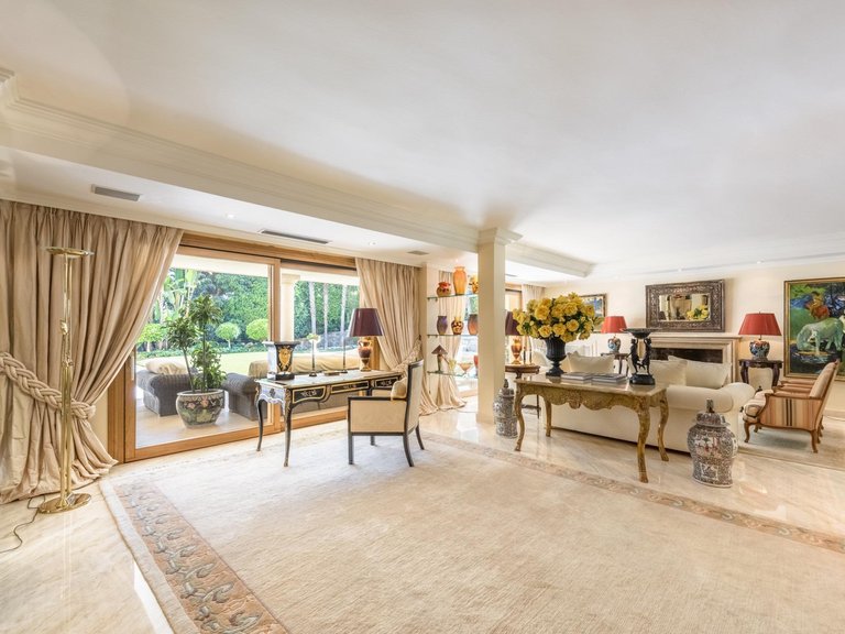 Villa for Sale in  Marbella, Malaga 2