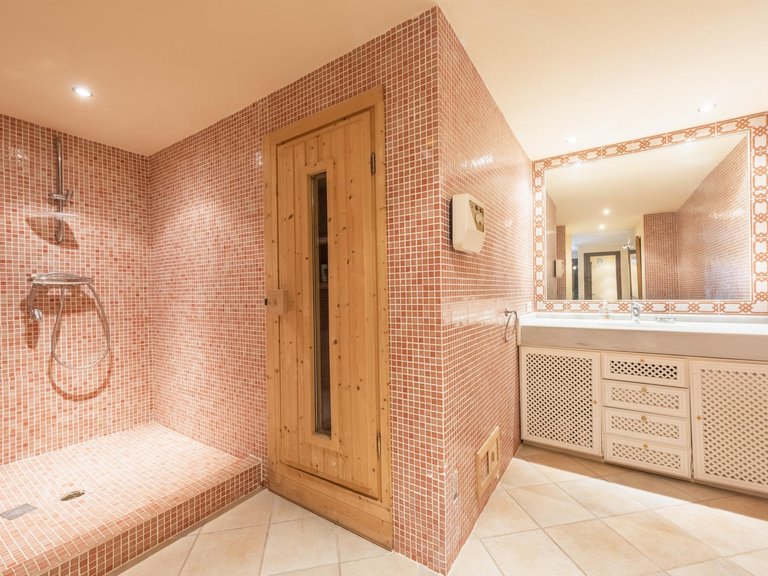 Villa for Sale in  Marbella, Malaga 21