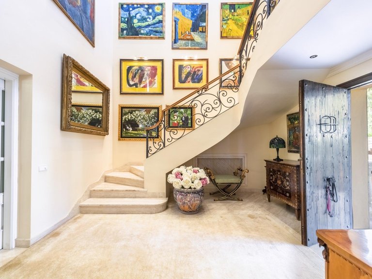 Villa for Sale in  Marbella, Malaga 9