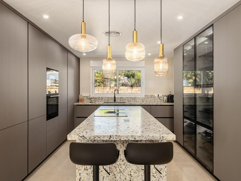 Villa for Sale in  Marbella, Malaga 6