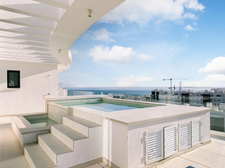 Apartment for Sale in  Fuengirola, Malaga 2