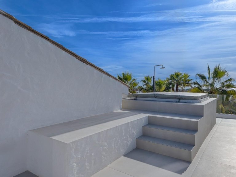 Apartment for Sale in  Estepona, Malaga 3