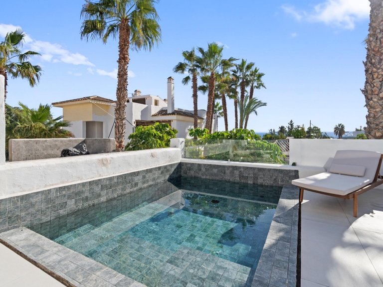 Town House for Sale in  Estepona, Malaga 2