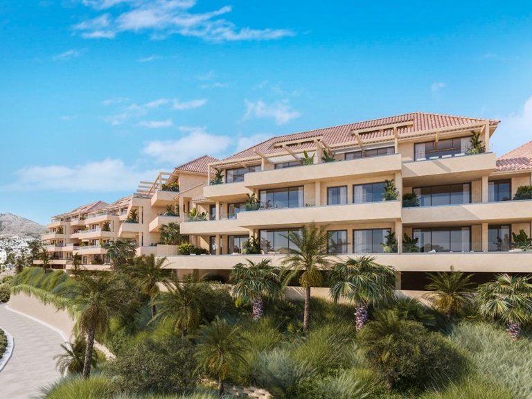 Apartment for Sale in  Benalmádena, Malaga 1