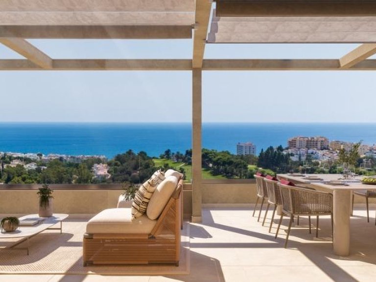 Apartment for Sale in  Benalmádena, Malaga 4