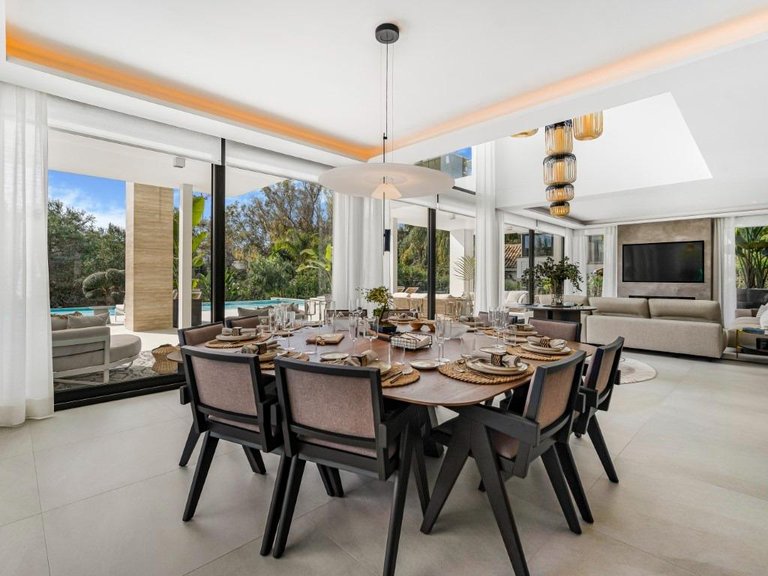 Villa for Sale in  Marbella, Malaga 24